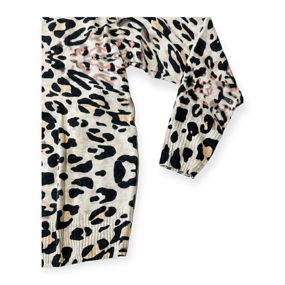 New with tag, Brochu Walker Kelso Leopard Print Cashmere V-neck Sweater, Size X - Picture 11 of 15
